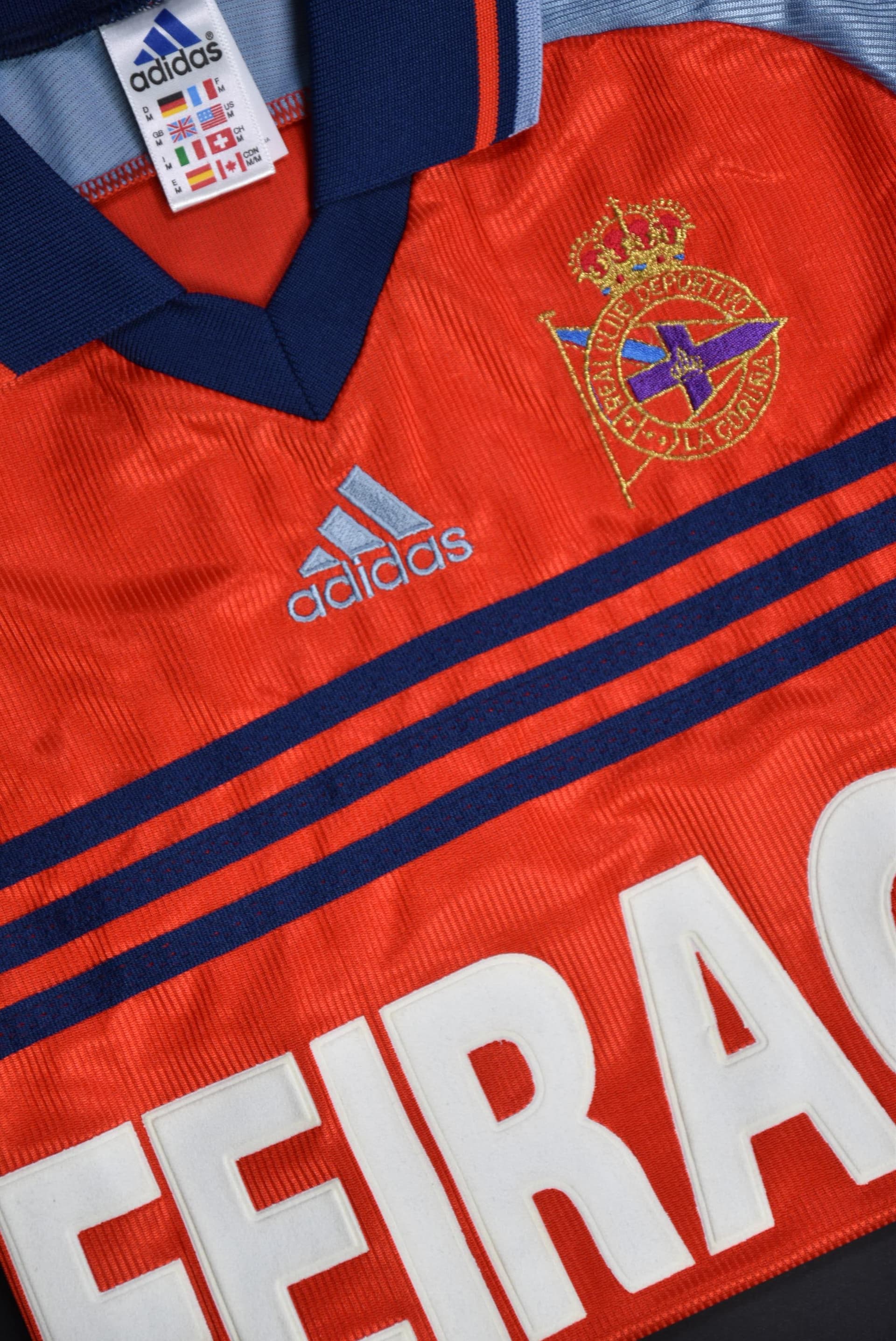 deportivo_closeup.jpg